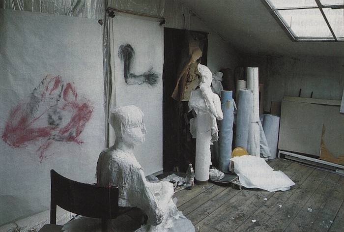 Ateliér Adrieny Šimotové, 1994, foto: Hana Hamplová